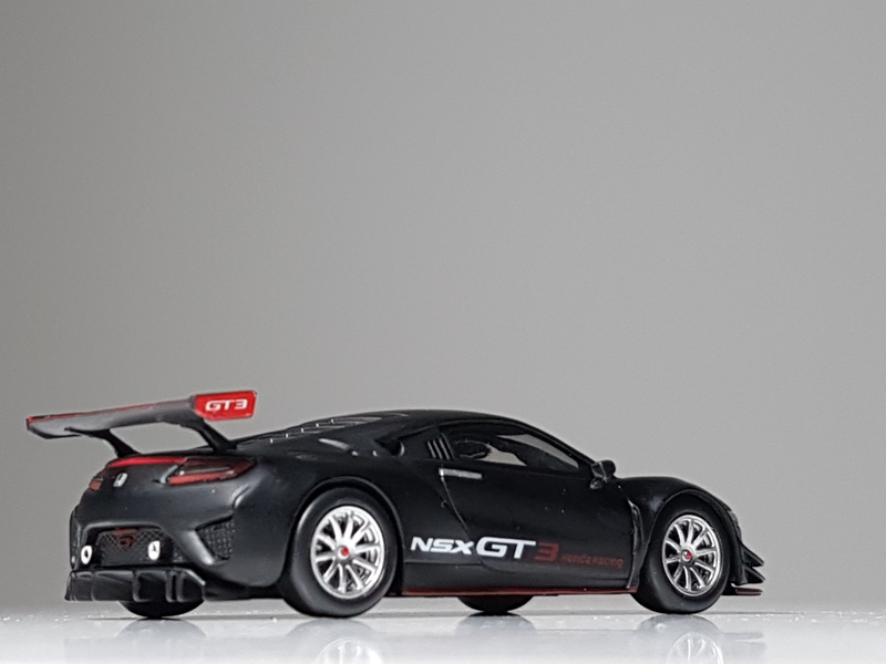 Illustration for article titled Mini GT NSX GT3: Presentation Version